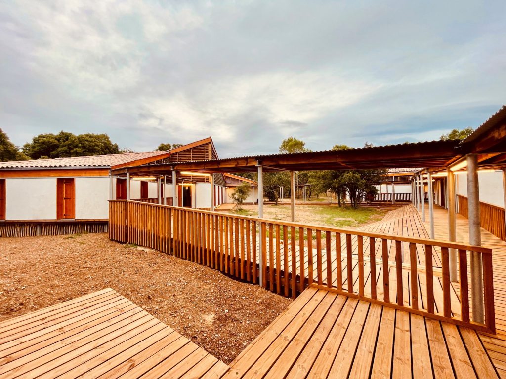 ener photo groupe scolaire « les bergers des etoiles » 01