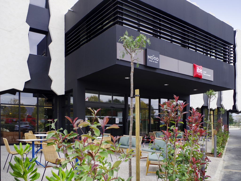 ibis lunel petite camargue