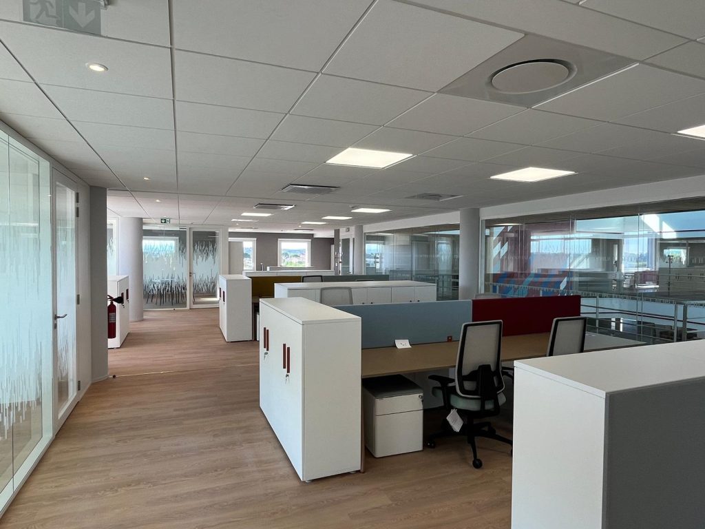ener photo bureaux eminence 04