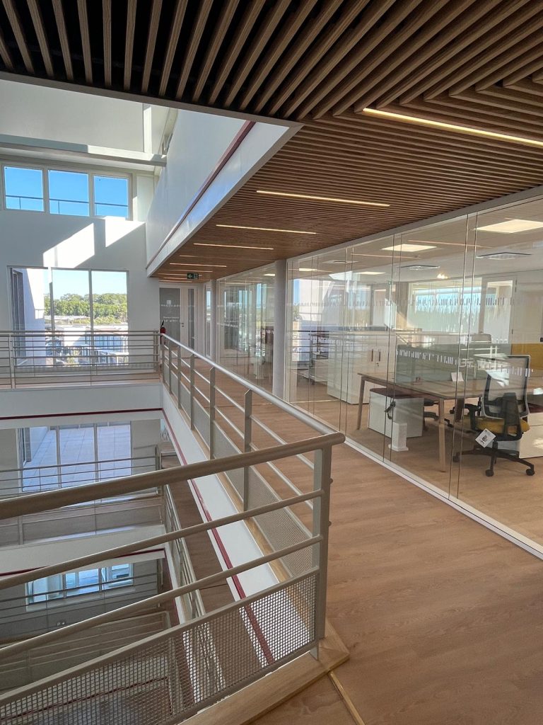 ener photo bureaux eminence 05