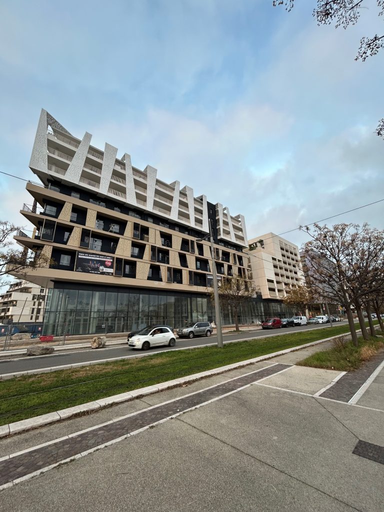 ener photo rive gauche 01